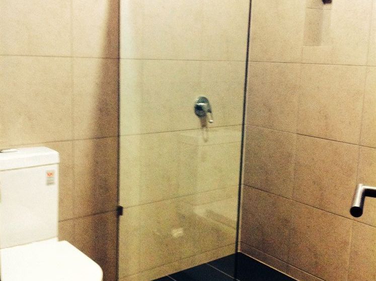 The Lookout Cave Underground Motel