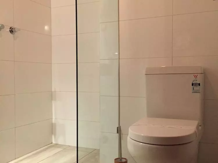 The Lookout Cave Underground Motel