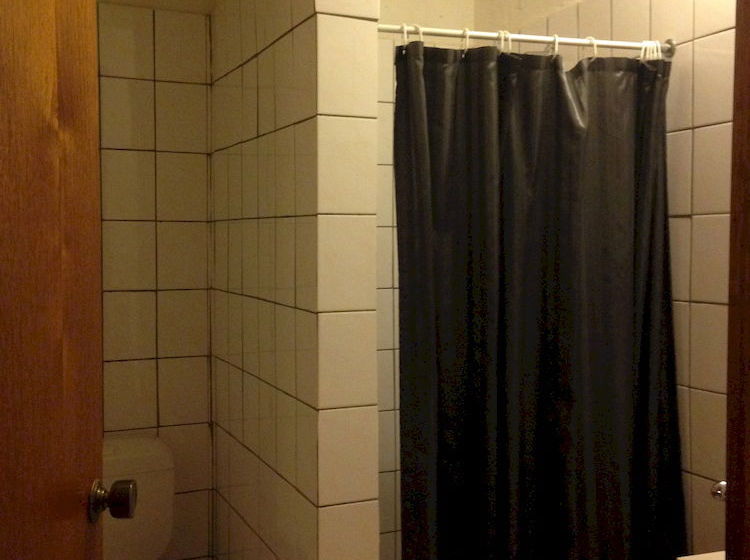 The Lookout Cave Underground Motel