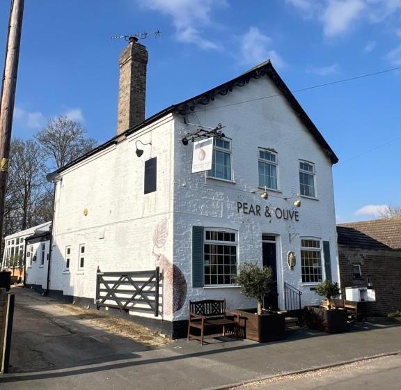 Общежитие Pear & Olive Cottage