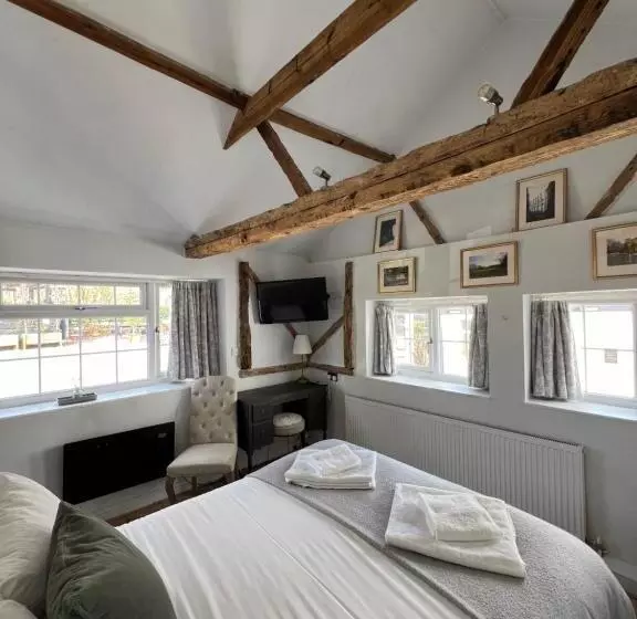 Retkeilymaja Pear & Olive Cottage