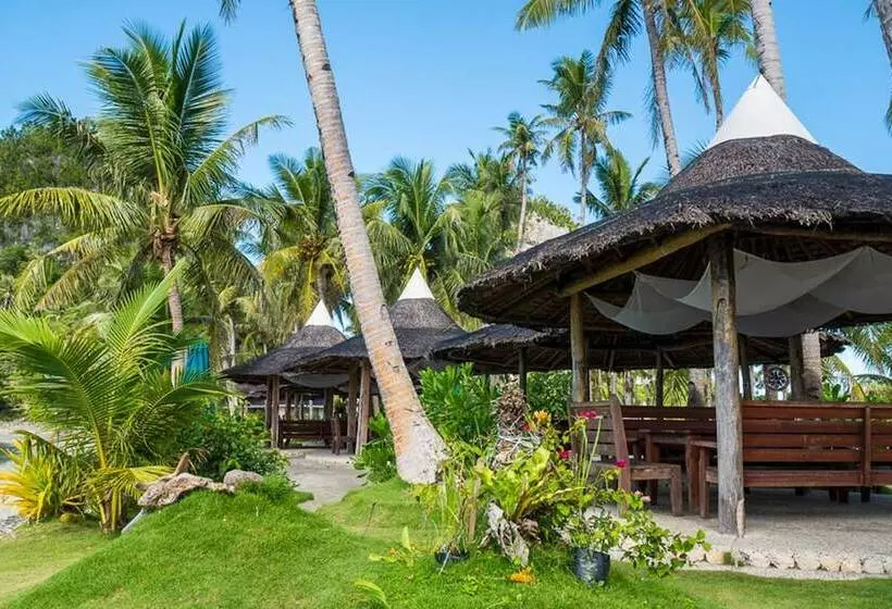 Hotelli Caluwayan Palm Island Resort