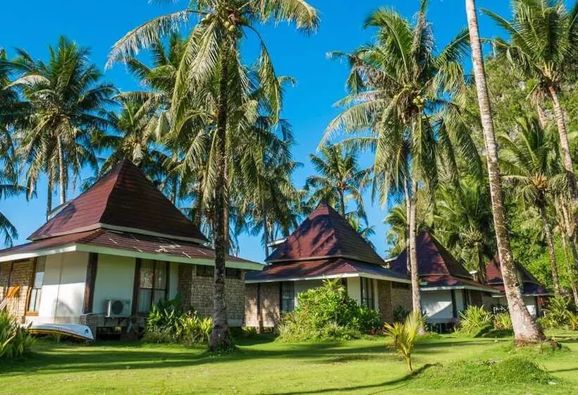 Hotelli Caluwayan Palm Island Resort