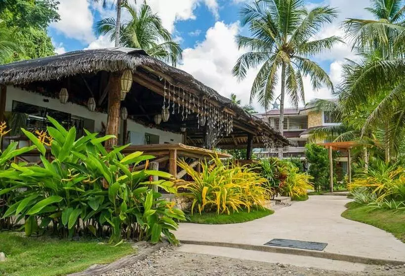 Hotelli Caluwayan Palm Island Resort