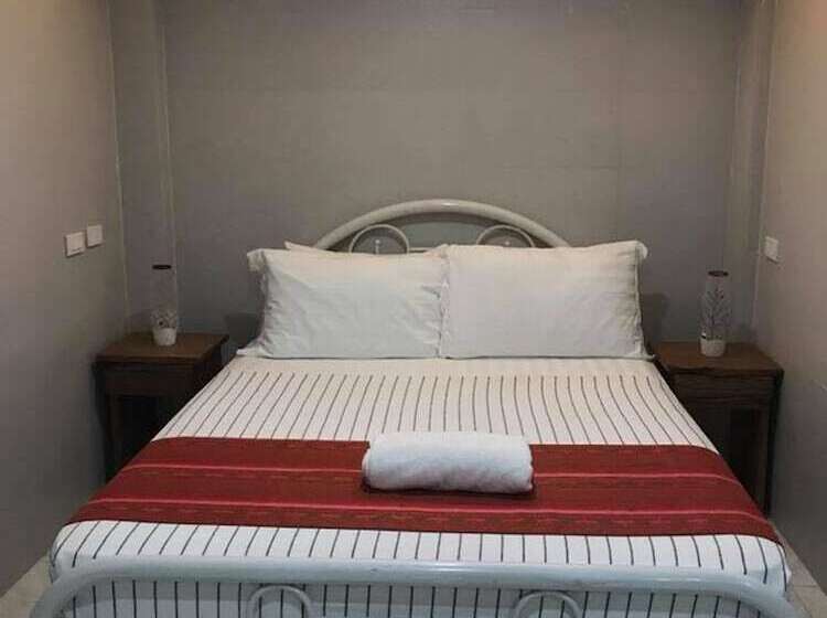 בית מלון כפרי Señorita Suites By The Beach In Baganga