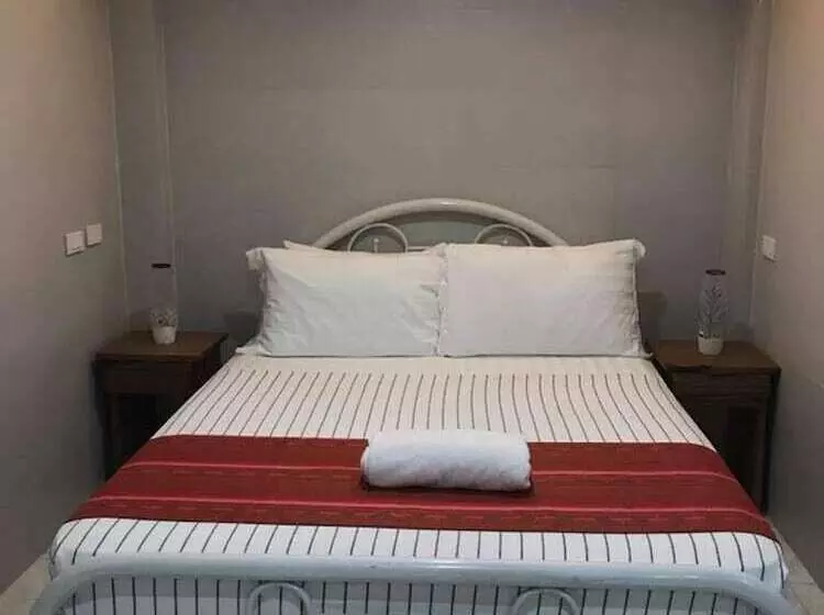 ホテル Señorita Suites By The Beach In Baganga