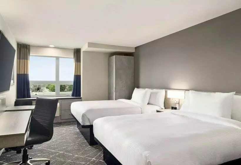 Microtel Inn & Suites Montreal Airport   Dorval Qc