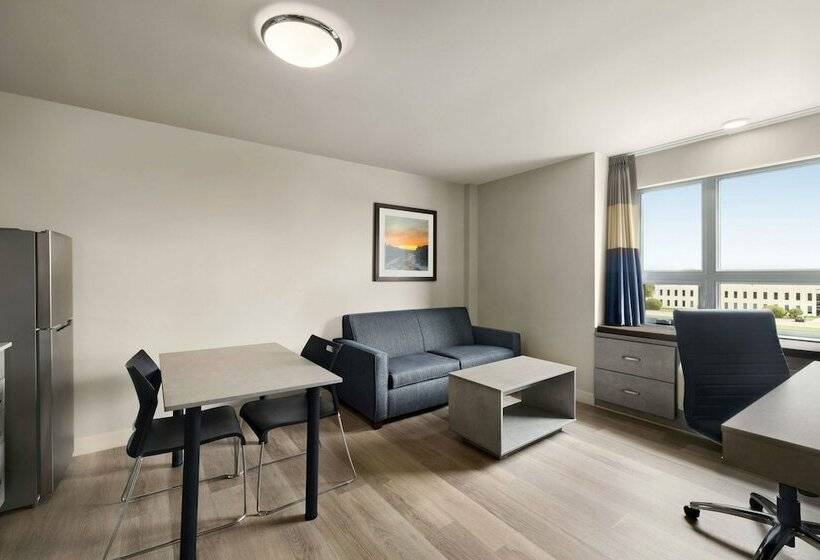 Microtel Inn & Suites Montreal Airport   Dorval Qc