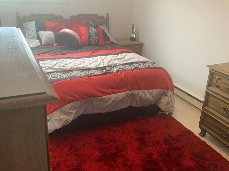 פנסיון Room In Guest Room Homestays In Gaspésie Without Breakfast Provided