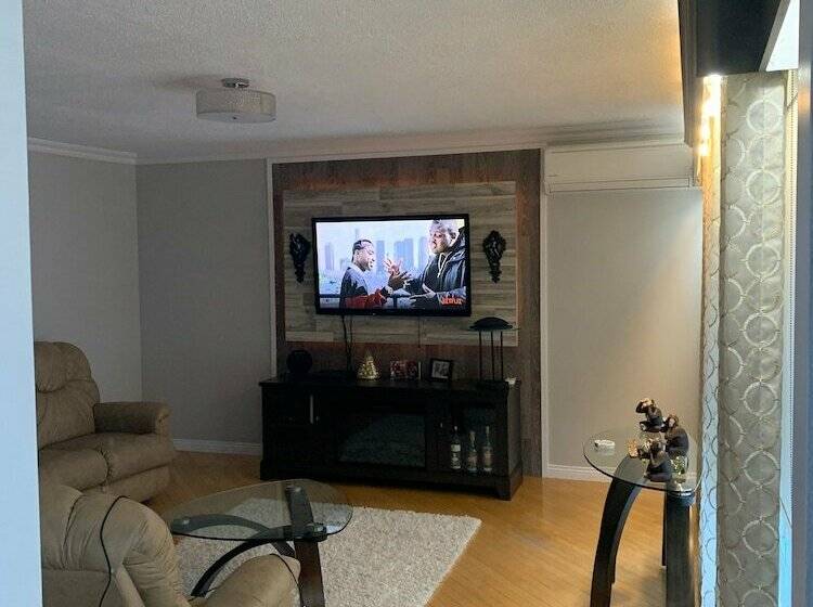 פנסיון Room In Guest Room Homestays In Gaspésie Without Breakfast Provided