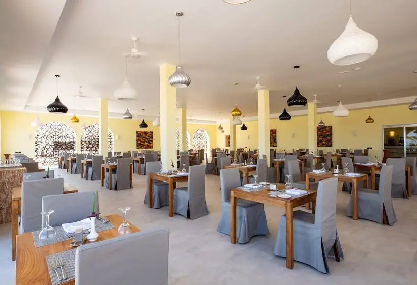 استراحتگاه The Mora Zanzibar   Luxury All Inclusive