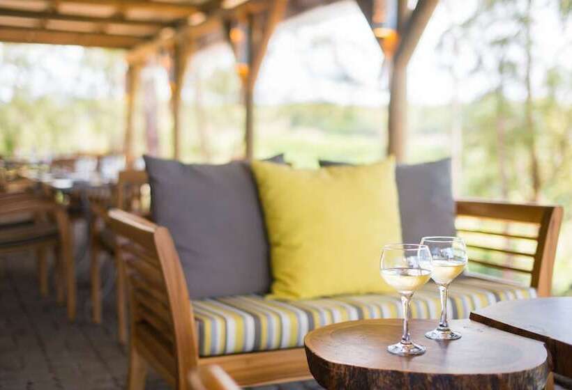 هتل Andrea Lodges