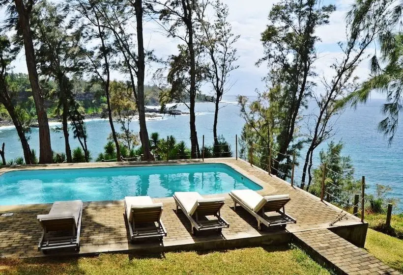 هتل Andrea Lodges