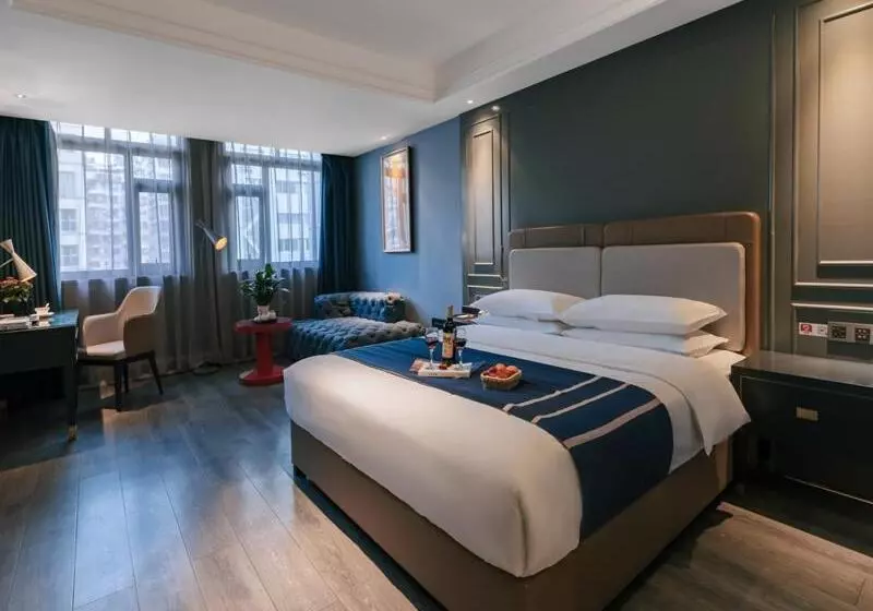 Lanou Hotel Chongqing Hongou Square Wanzhou Guanyinyan