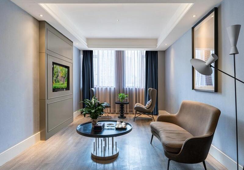 Lanou Hotel Chongqing Hongou Square Wanzhou Guanyinyan