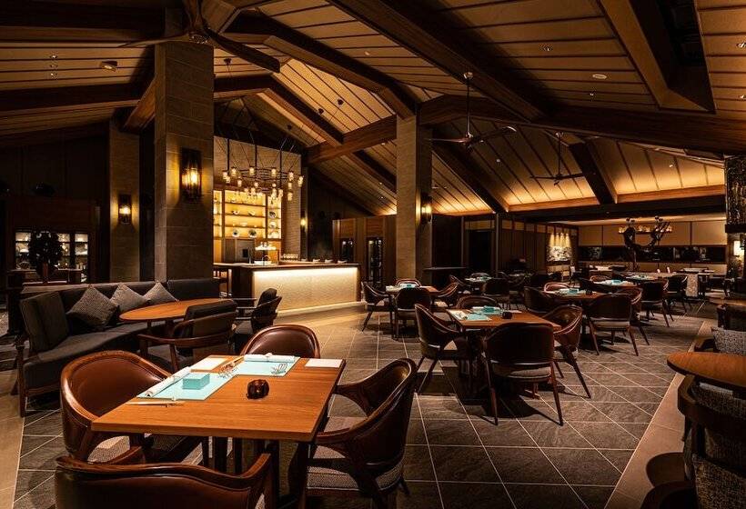 هتل One Suite The Grand