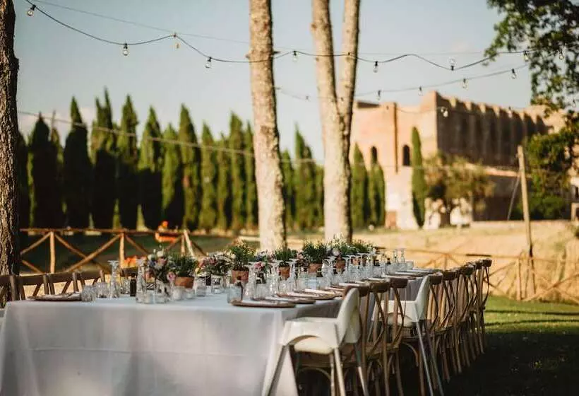 田舎風ホテル Agriturismo San Galgano