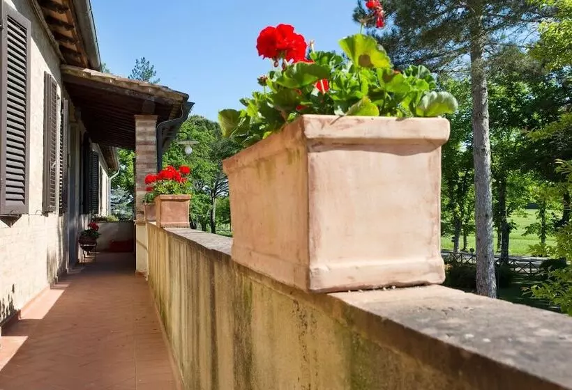 田舎風ホテル Agriturismo San Galgano