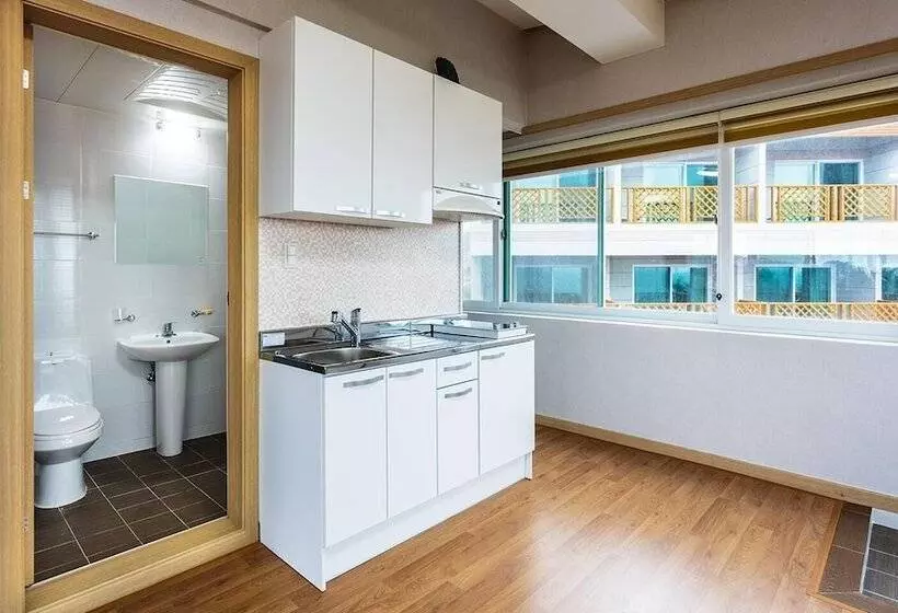 Jeju Greenheart Pension