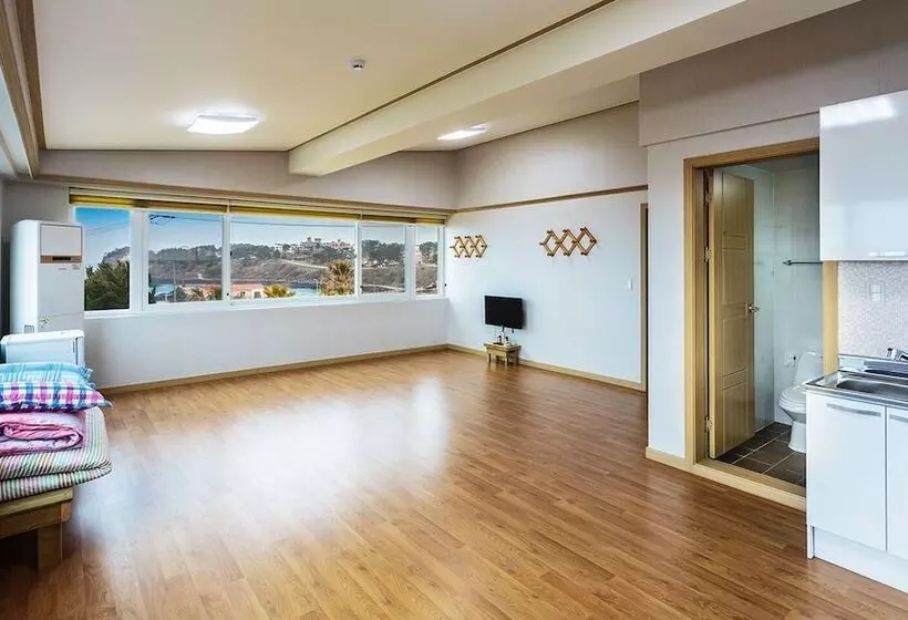 Jeju Greenheart Pension