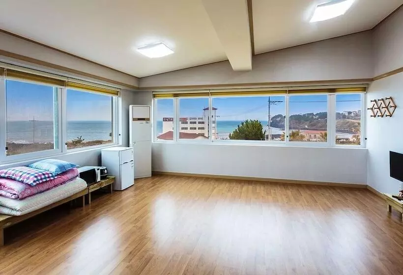 Jeju Greenheart Pension