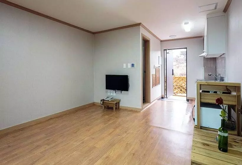 Jeju Greenheart Pension