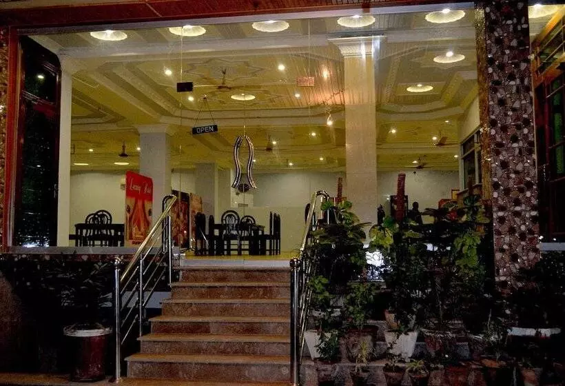 Luxury Hotel And Restaurant