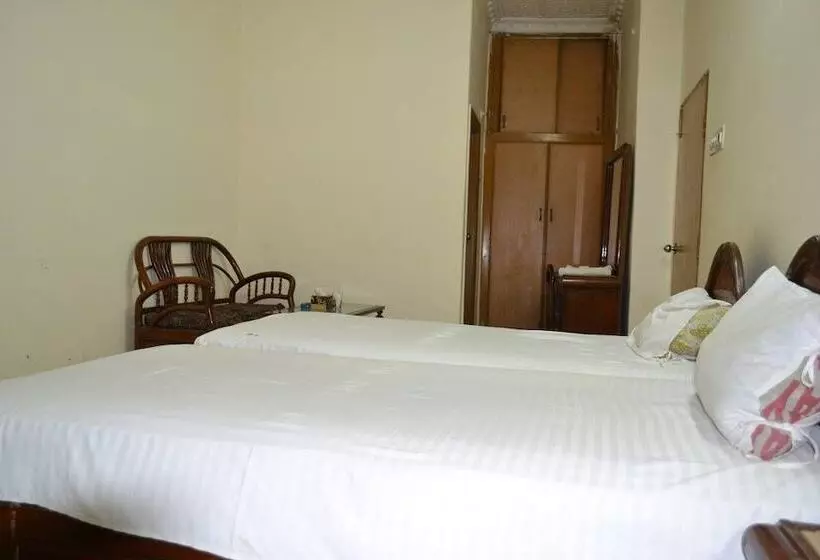 Luxury Hotel And Restaurant