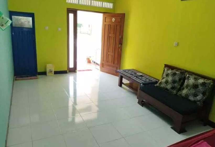 پانسیون Homestay Punokawan Borobudur