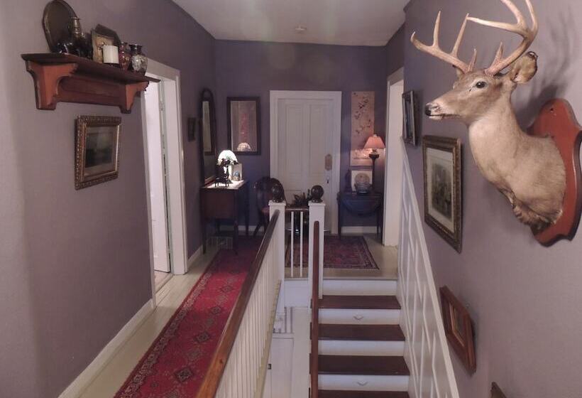 Отель 1868 Magnolia House Inn