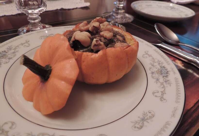 Отель 1868 Magnolia House Inn