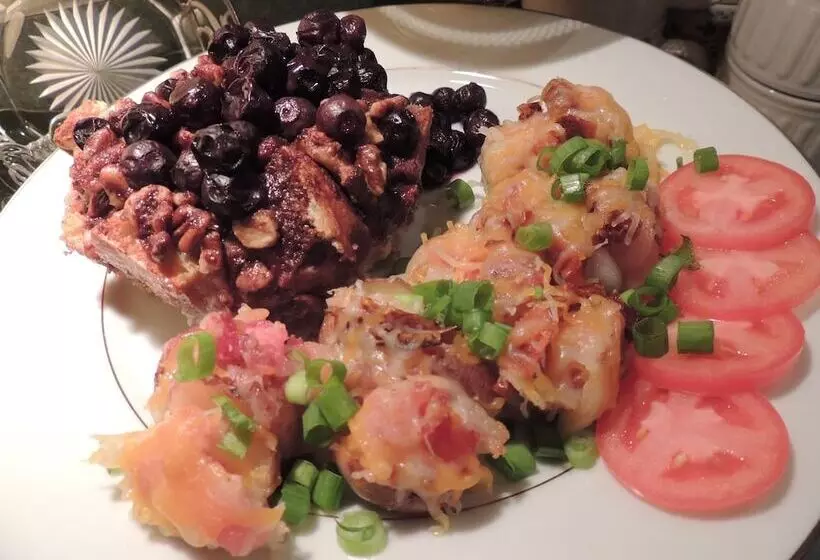 Hotelli 1868 Magnolia House Inn