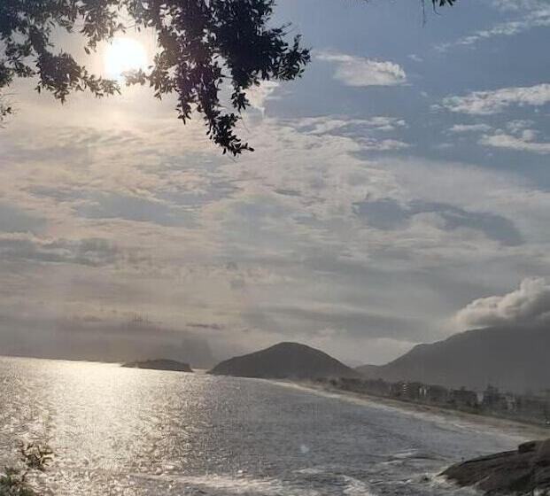 בית מלון כפרי Camboinhas Bed And Breakfast