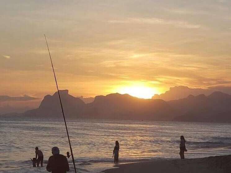 בית מלון כפרי Camboinhas Bed And Breakfast