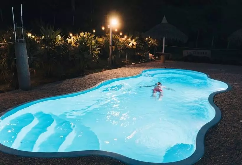 Hotelli Los Colores Ecoparque