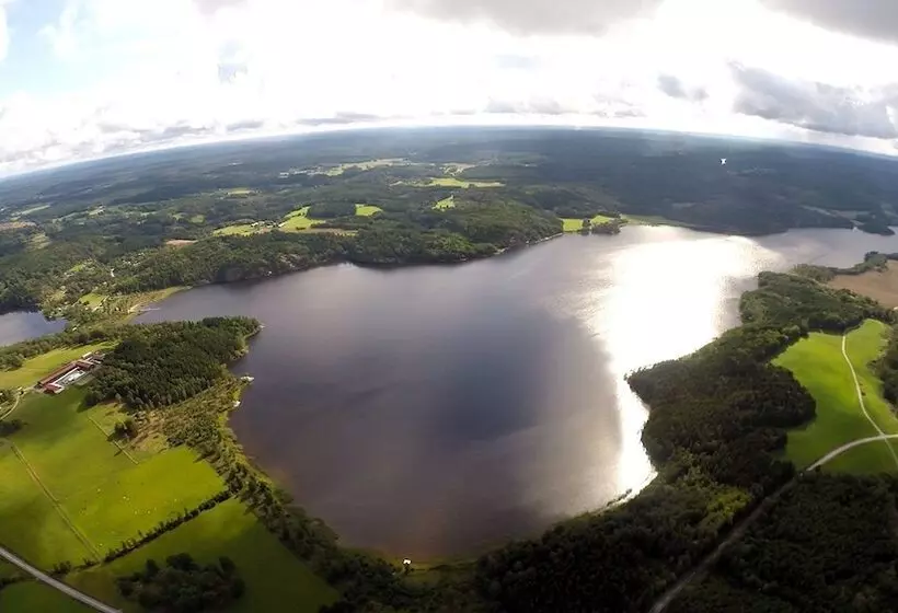 Hotelli Tingvall B&b Eco Lodge