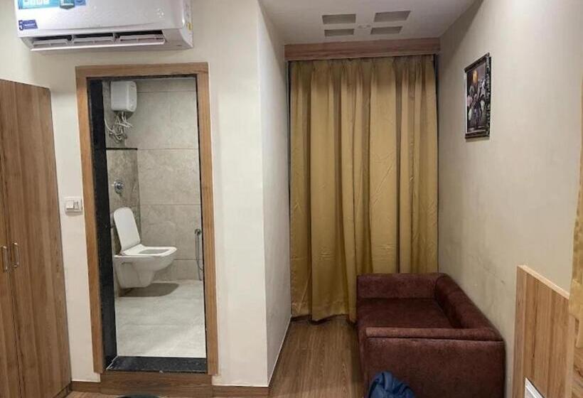 هتل Rudra Regency