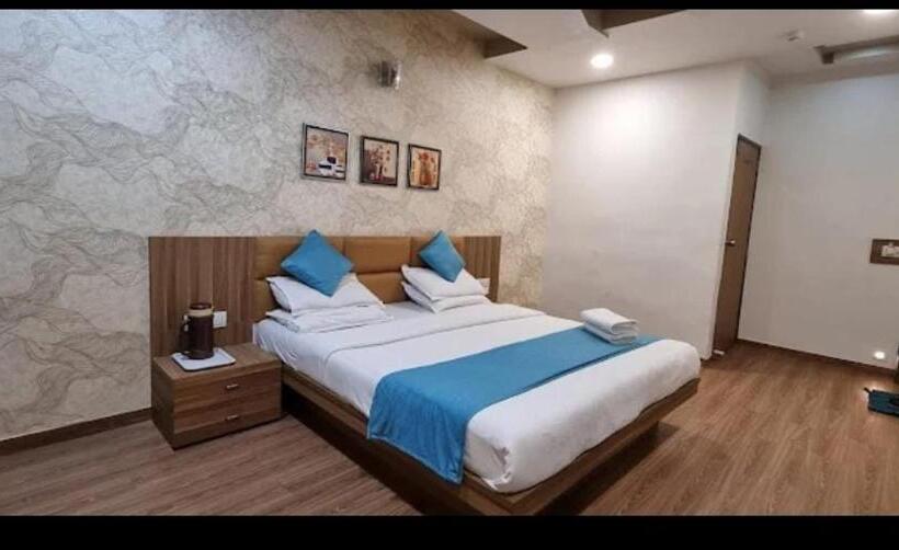 هتل Rudra Regency