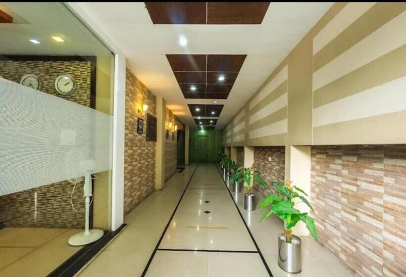 هتل Rudra Regency