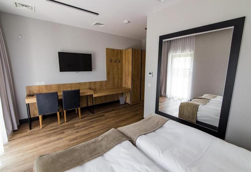 فندق Browar Wiatr