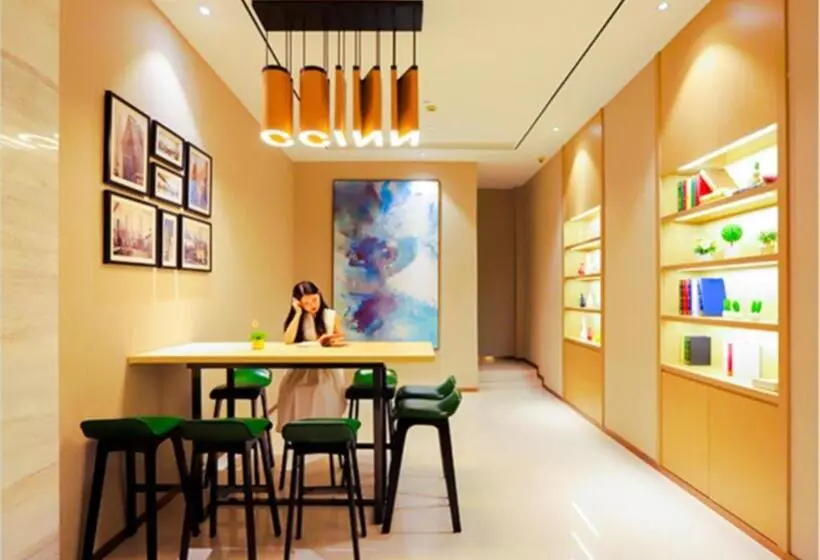 Hotelli City Comfort Inn Nanning Jinchun Sanmei Qingzhu Interchange Metro Station