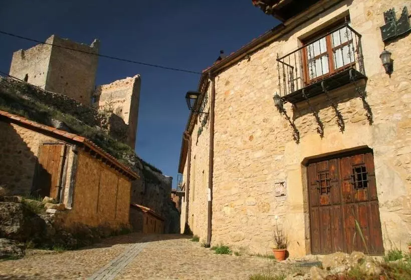 Hotelli El Mirador De Almanzor