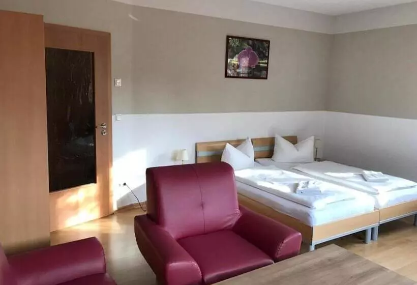 Hotelli Haus Schwielochsee