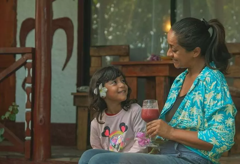 Hotelli Cabañas Mana Nui Inn