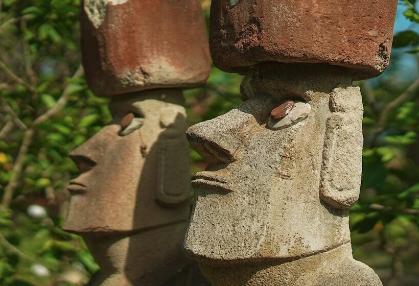 هتل Cabañas Mana Nui Inn