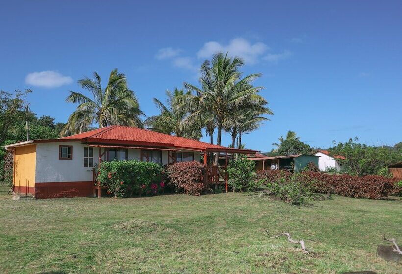 هتل Cabañas Mana Nui Inn