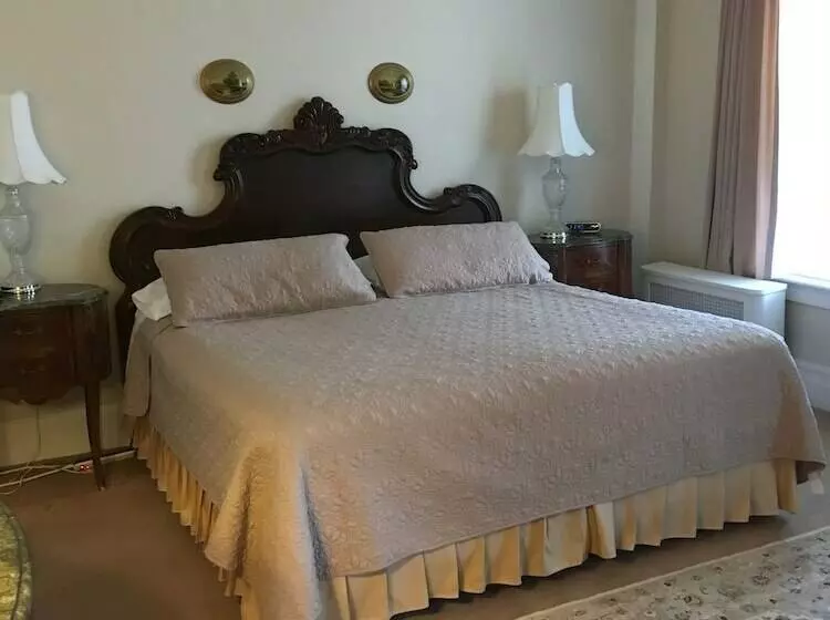 Hotelli Turkey Hill Inn