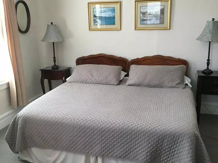 Hotelli Turkey Hill Inn