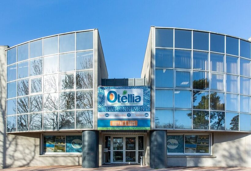 Отель Auberge De Jeunesse Hi Bordeaux Blanquefort