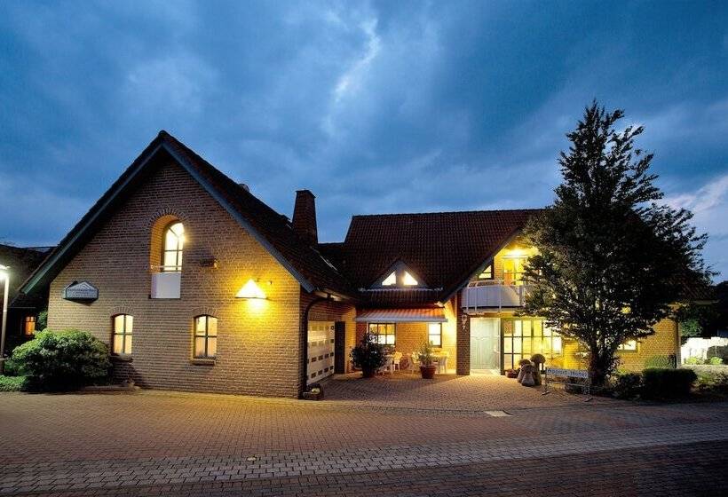 호텔 Garni Schneevoigt